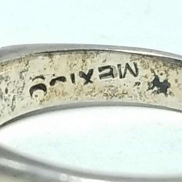 Vintage Sterling Silver Blue Inlaid Band Ring, Size 5 Band, Made in Mexico - Picture 5 of 9